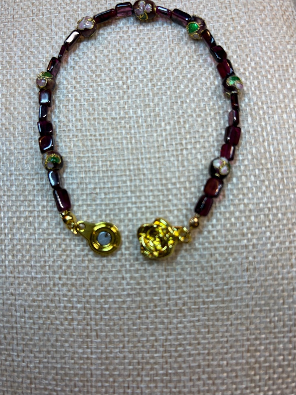 Garnet & Cloisonné Bracelet with Gold Magnetic Clasp - Picture 3 of 7